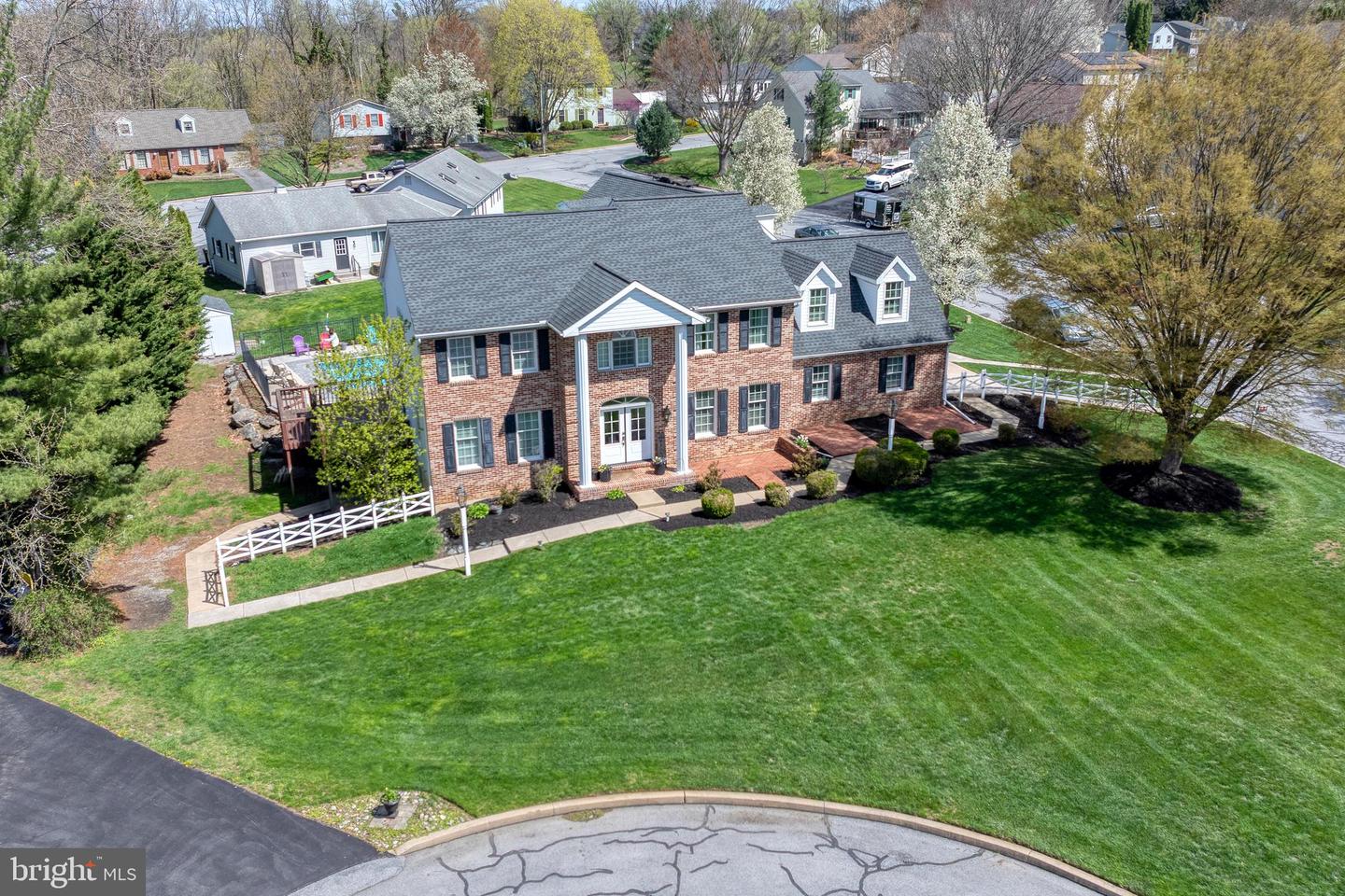340 Walter Ave