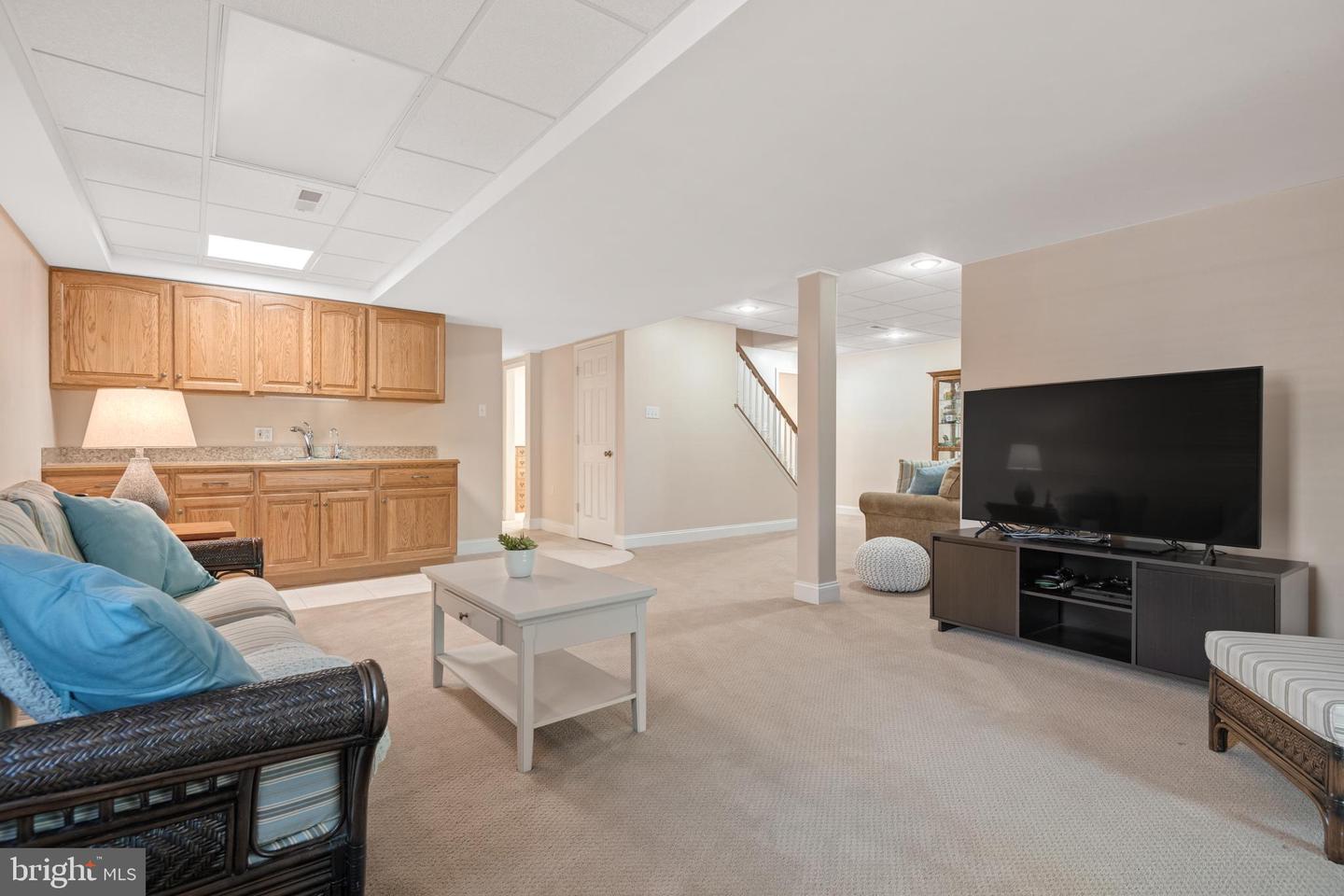 340 Walter Ave
