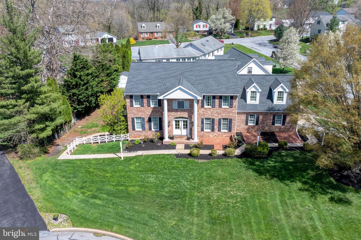 340 Walter Ave
