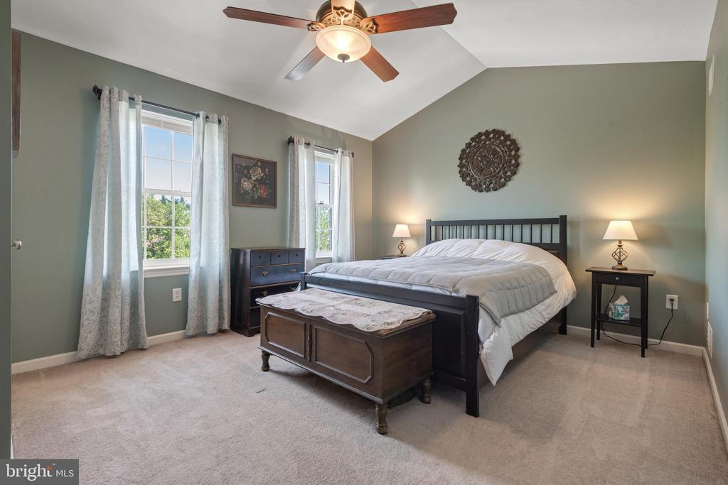 576 Wood Duck Dr