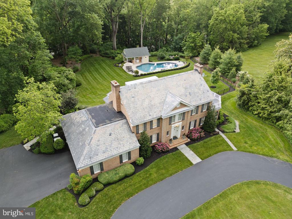 121 Eshelman Rd