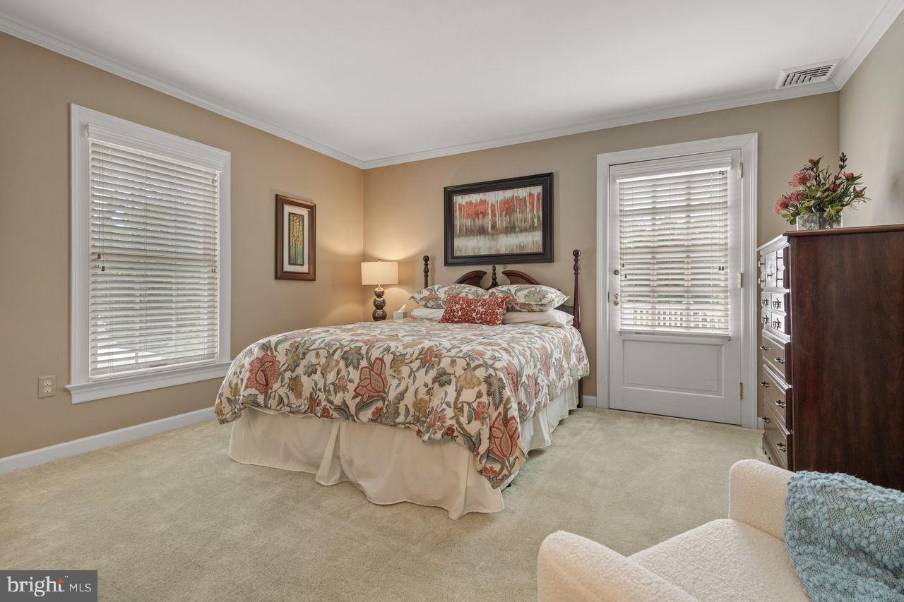 121 Eshelman Rd