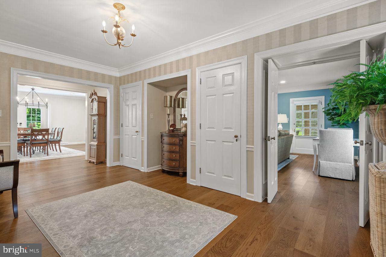 121 Eshelman Rd