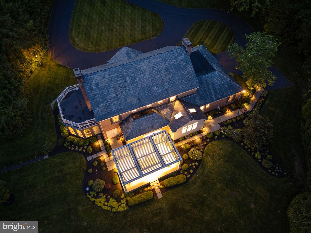 121 Eshelman Rd