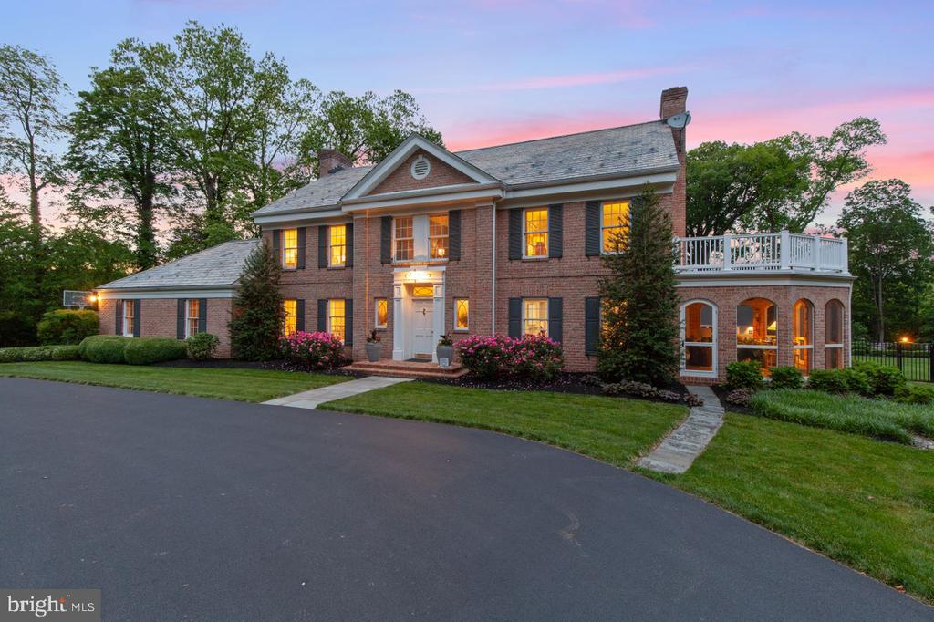 121 Eshelman Rd