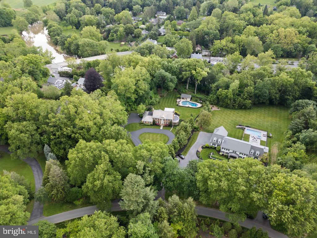121 Eshelman Rd