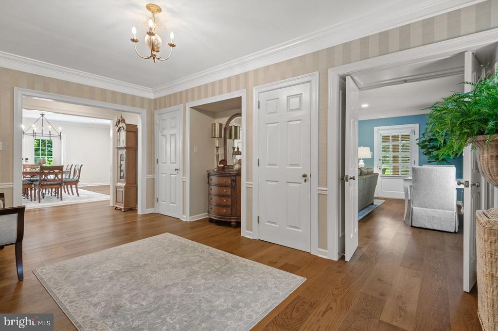 121 Eshelman Rd