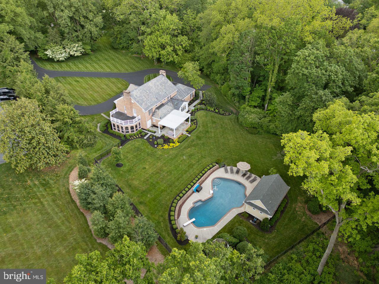 121 Eshelman Rd