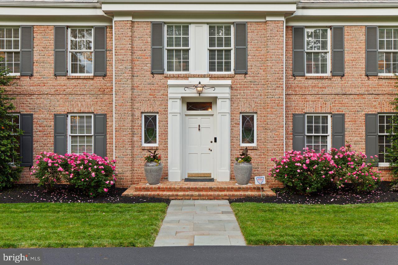 121 Eshelman Rd