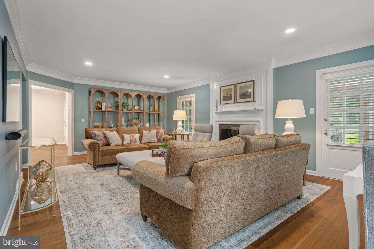 121 Eshelman Rd