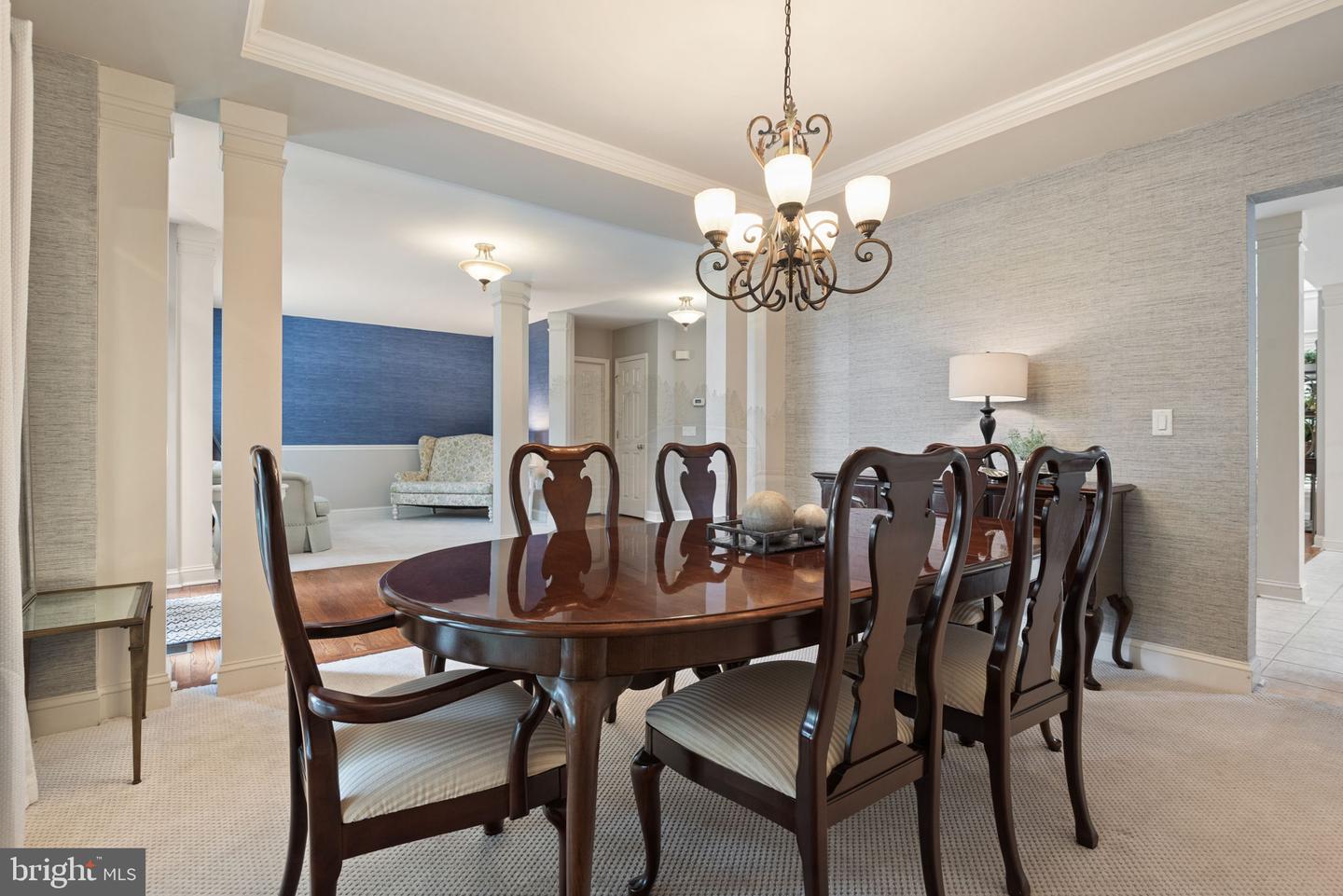 16 Fox Hollow Dr