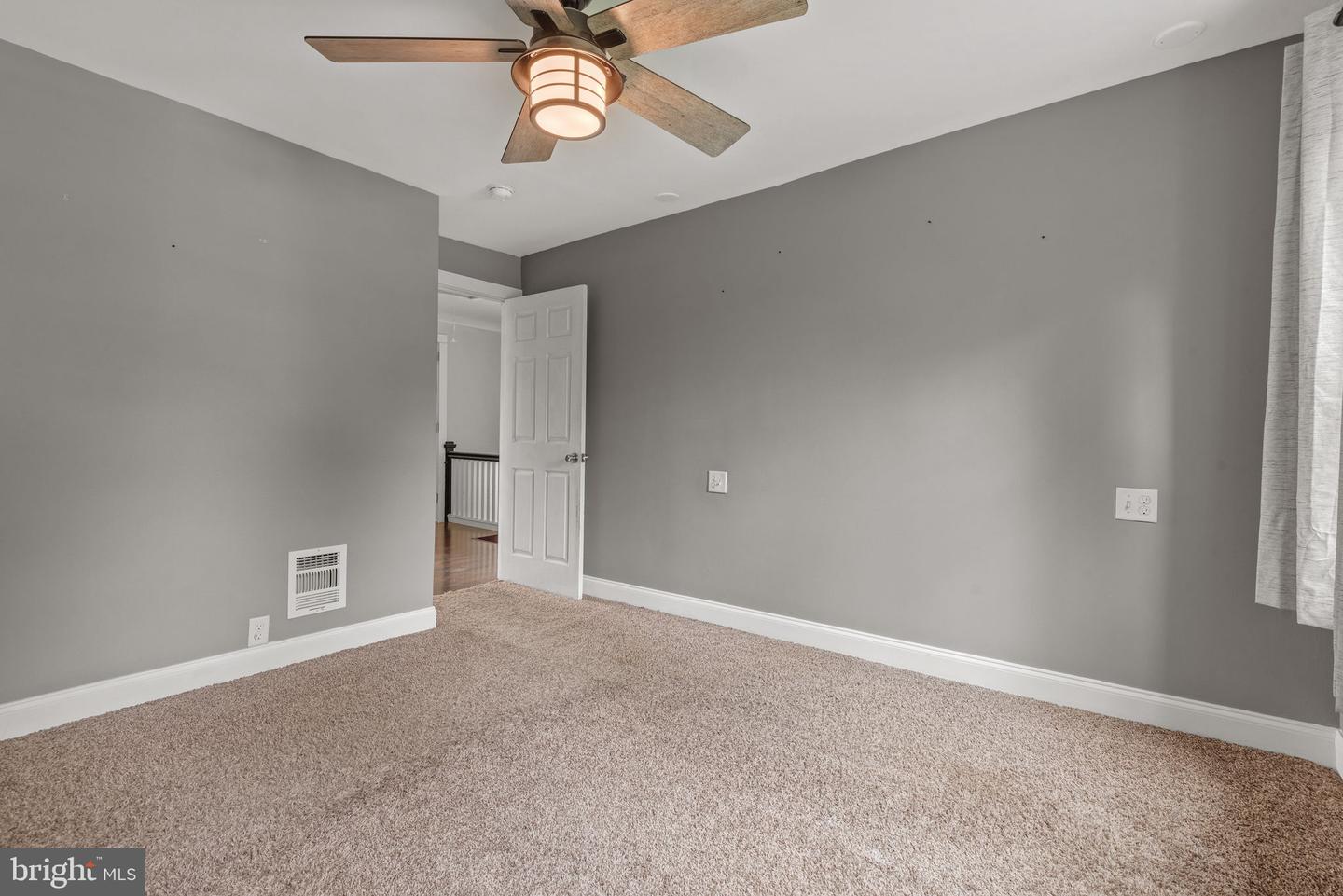 683 Fairview Ave