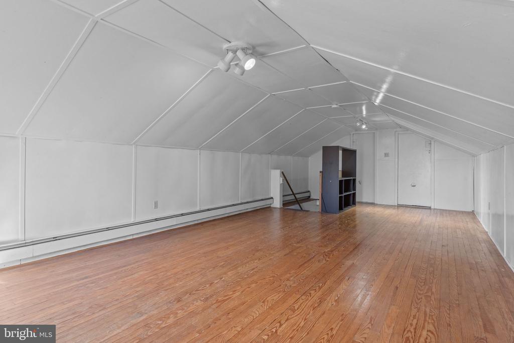 2315 OLD PHILADELPHIA PIKE