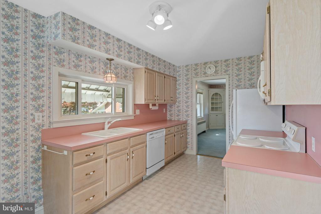 2315 OLD PHILADELPHIA PIKE