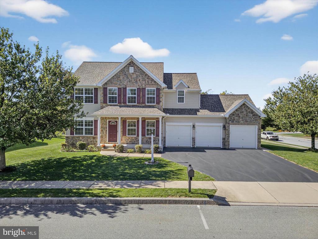 101 TINSMITH LANE