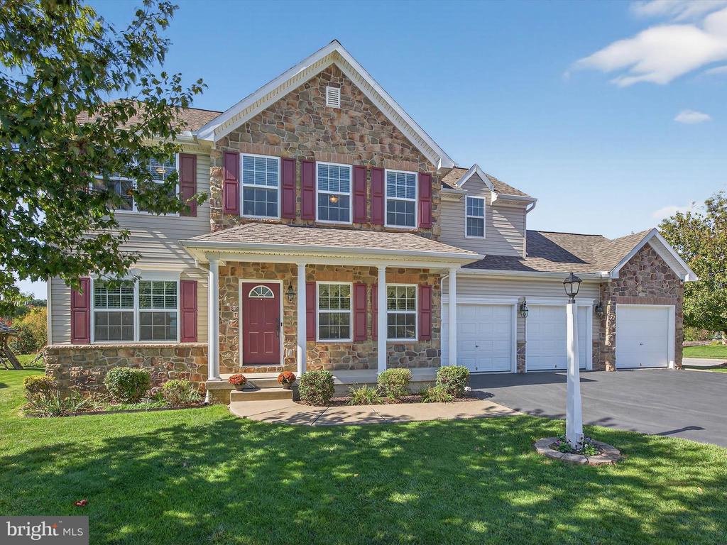101 TINSMITH LANE