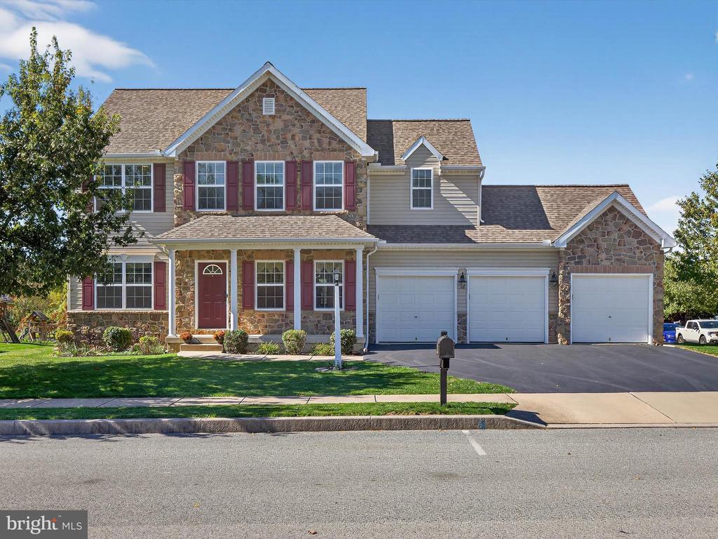 101 TINSMITH LANE