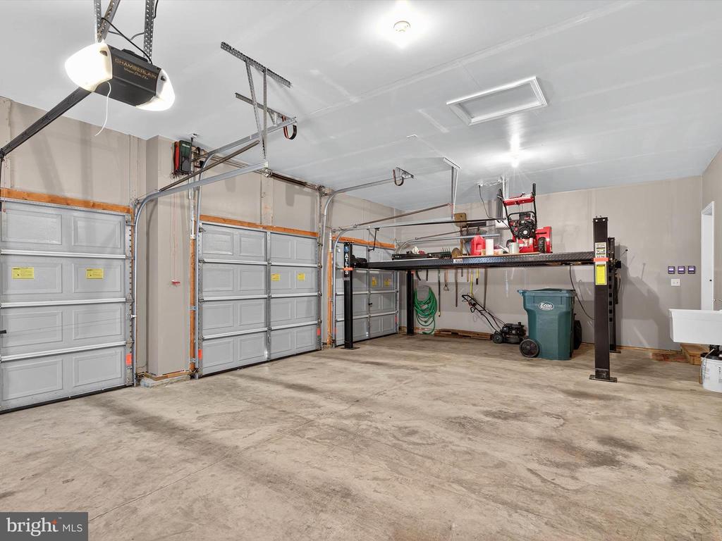 101 TINSMITH LANE