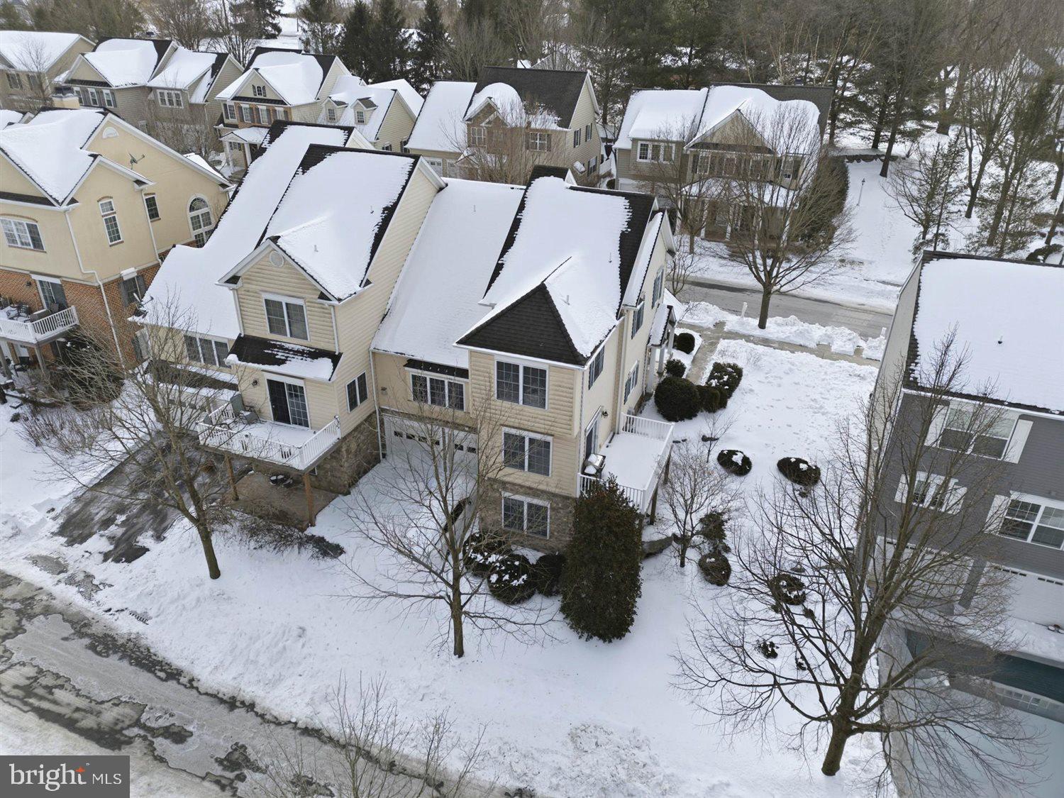 217 WEATHERFIELD PLACE