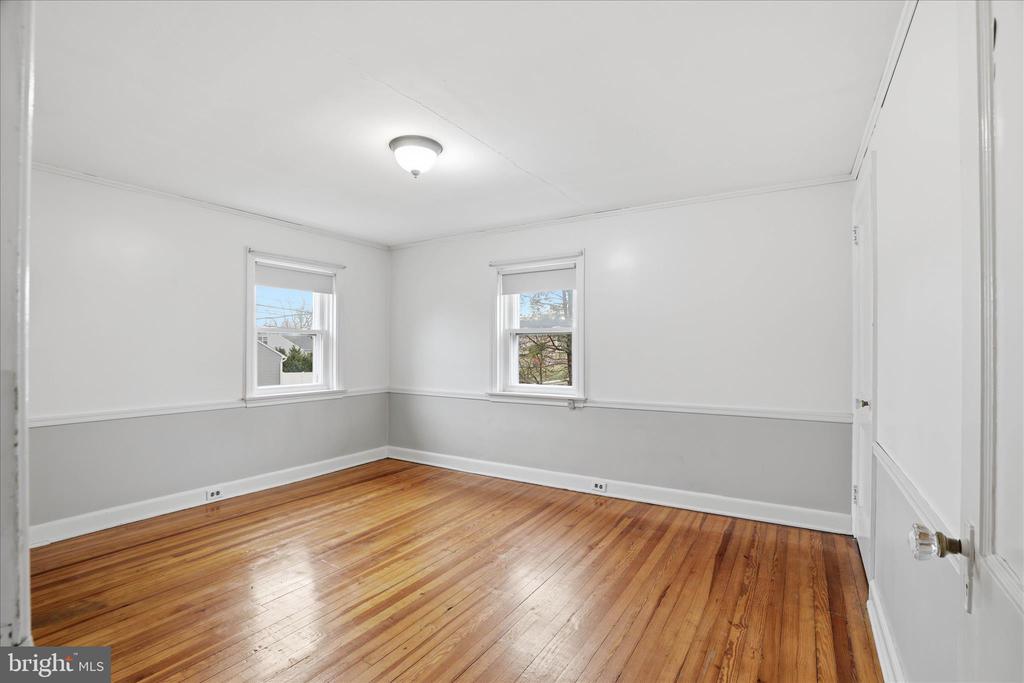 1632 LAMPETER ROAD