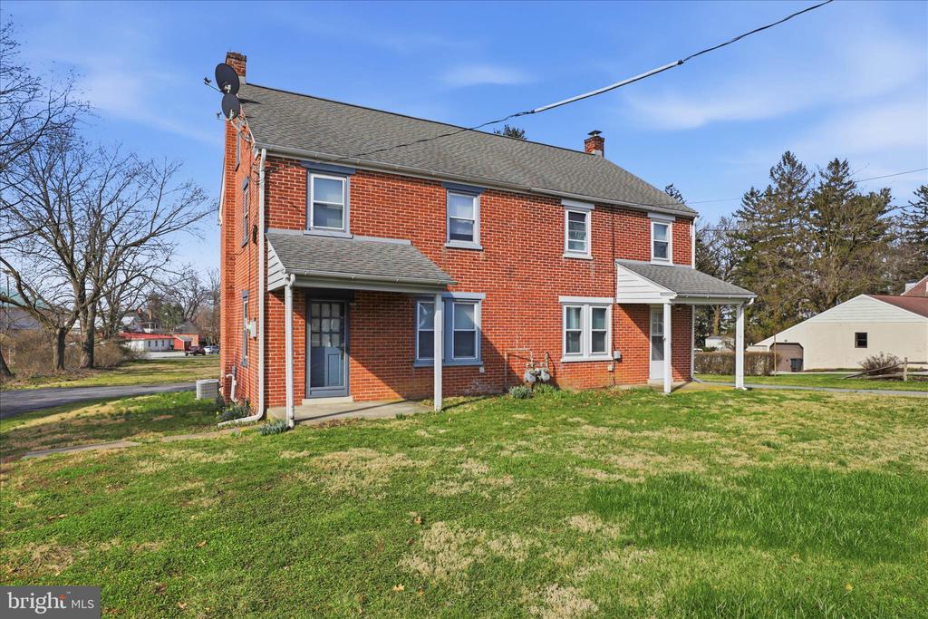 1632 LAMPETER ROAD