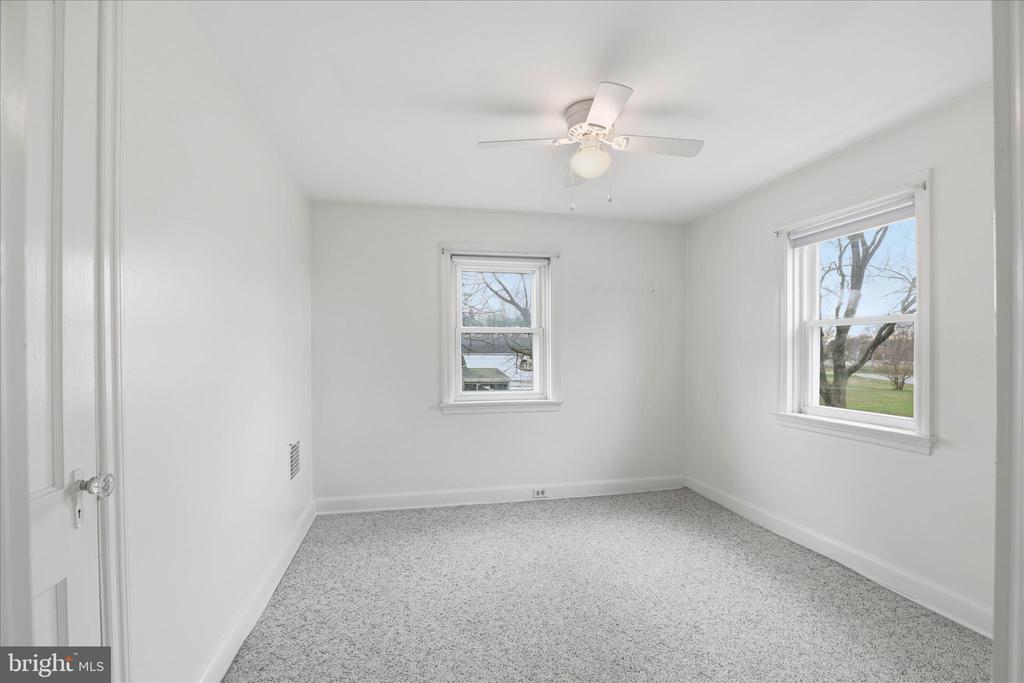 1632 LAMPETER ROAD