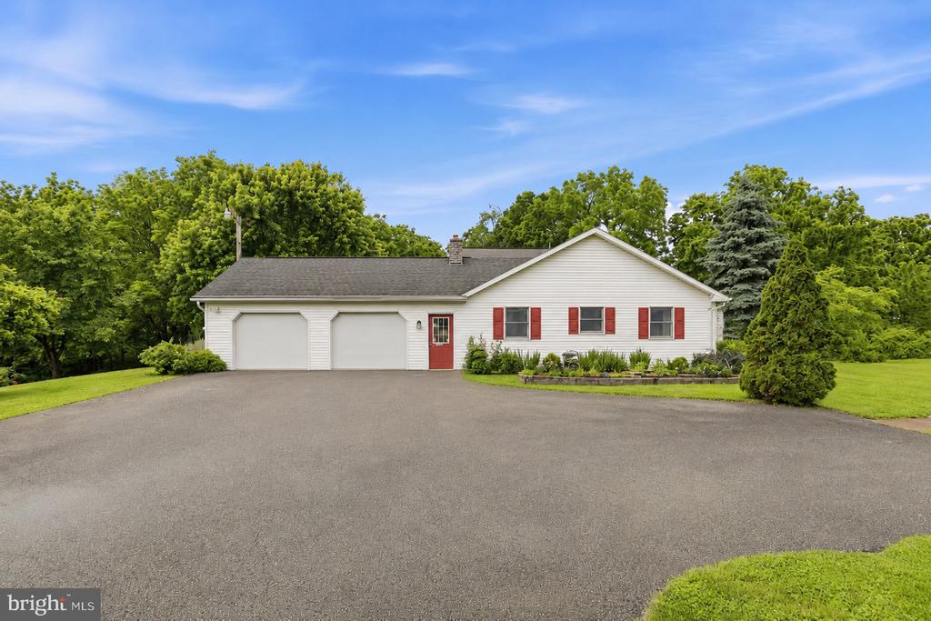 2588 MOUNT PLEASANT ROAD