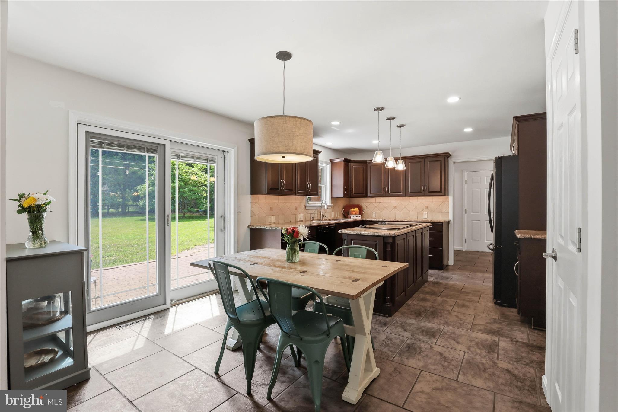 2429 FRUITVILLE PIKE