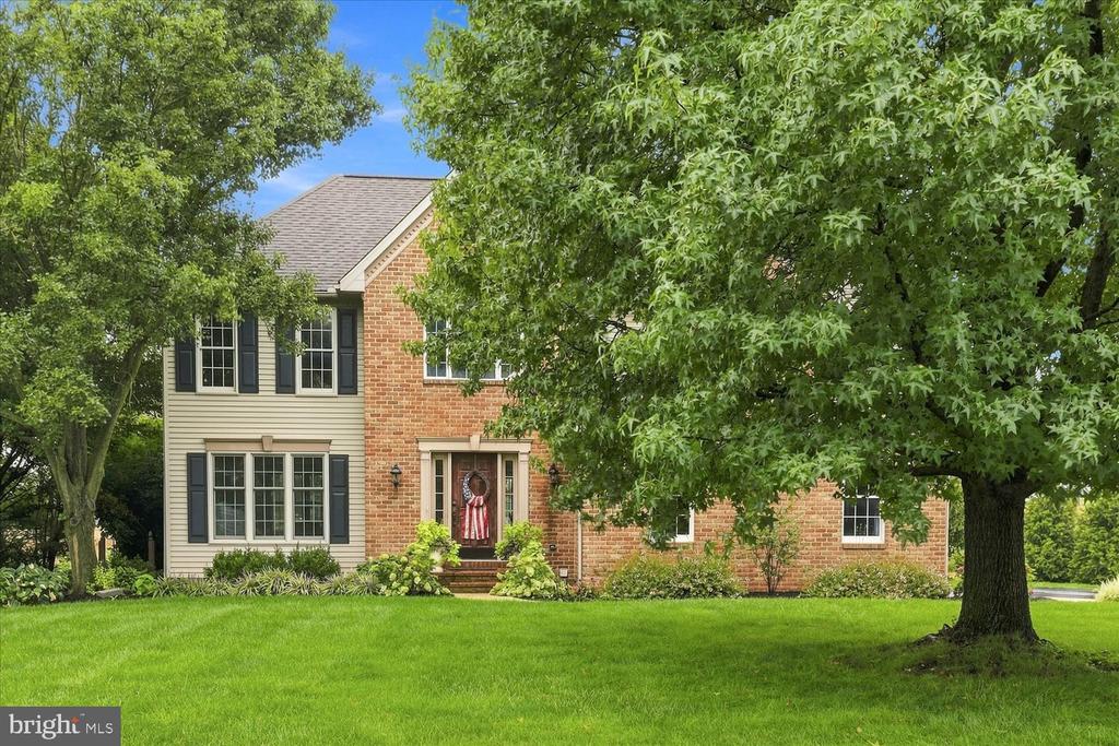 140 OLDE FIELD DRIVE
