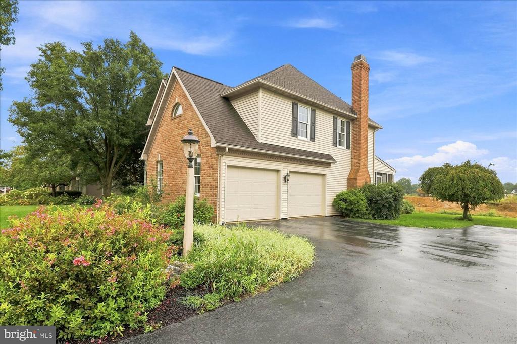 140 OLDE FIELD DRIVE