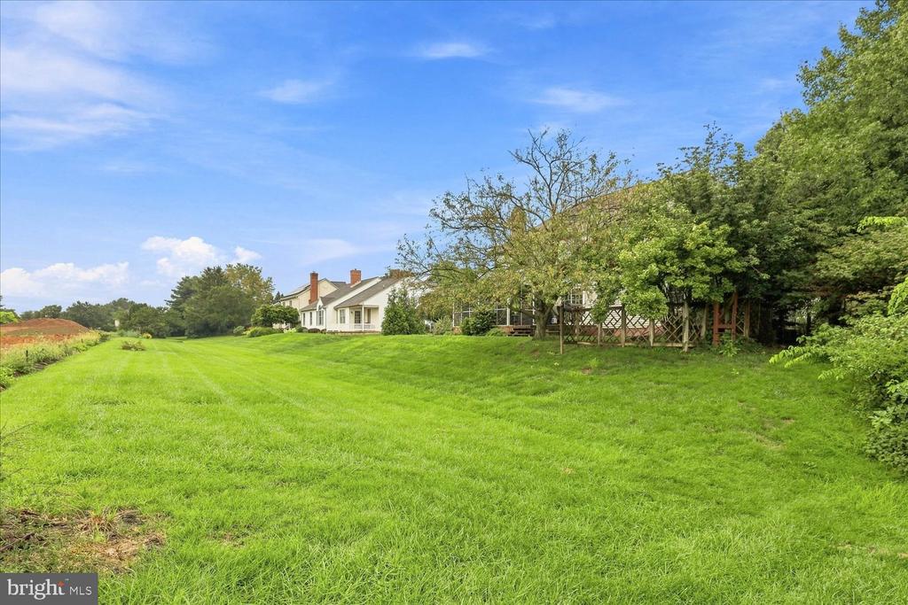 140 OLDE FIELD DRIVE