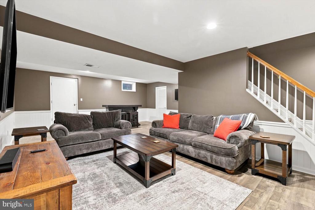 140 OLDE FIELD DRIVE