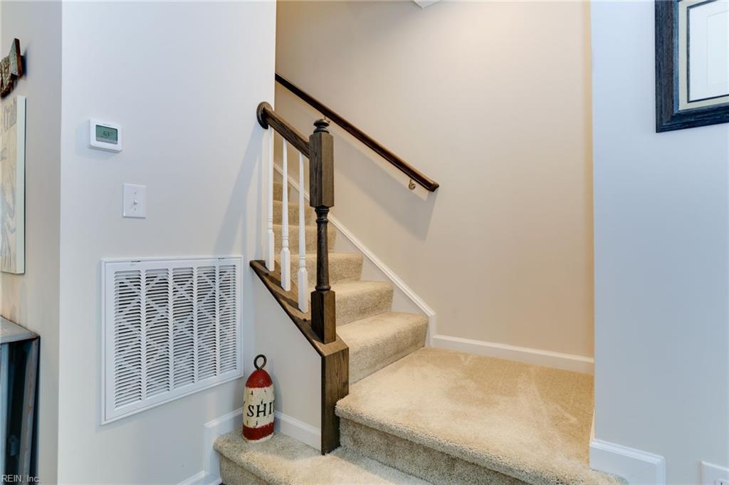 504 William Tiedeman LN