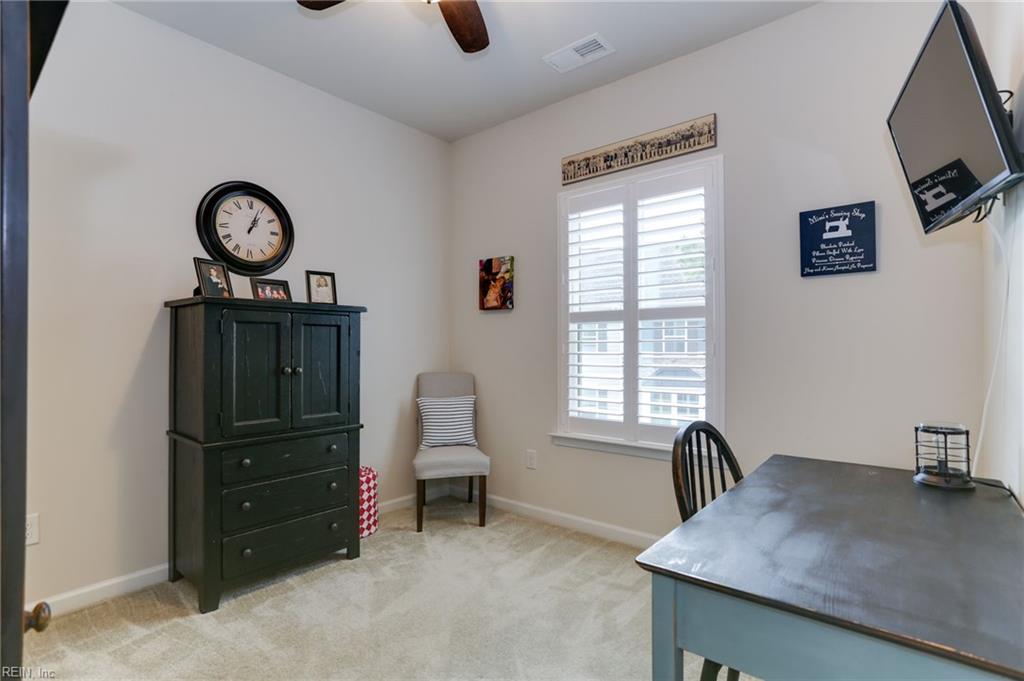 504 William Tiedeman LN