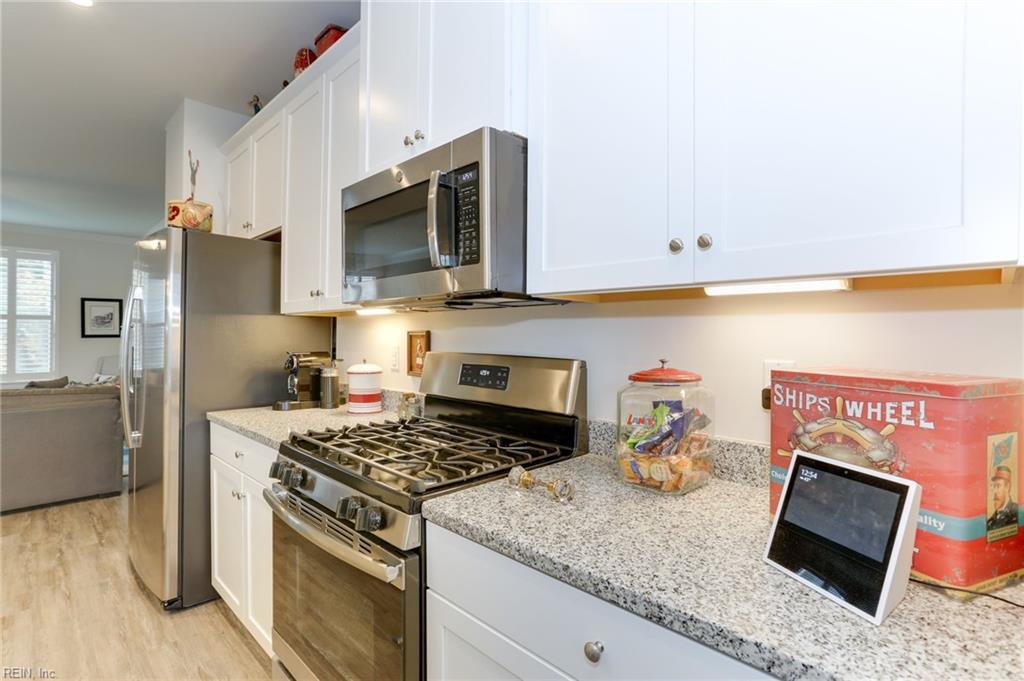 504 William Tiedeman LN