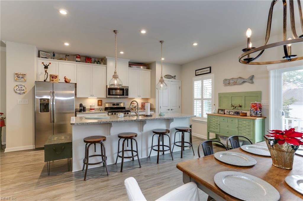 504 William Tiedeman LN