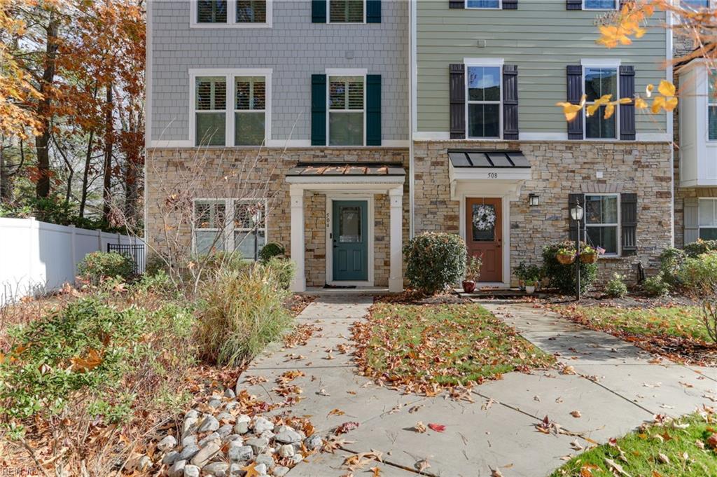 504 William Tiedeman LN