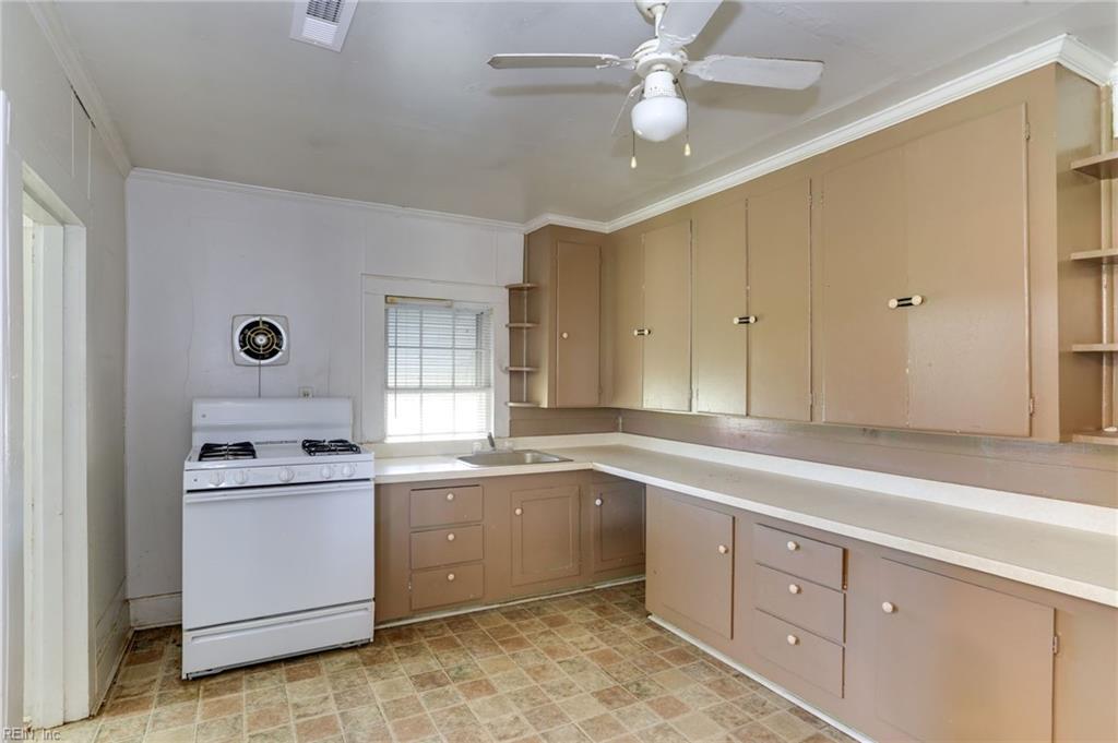 2045 Indian Creek RD