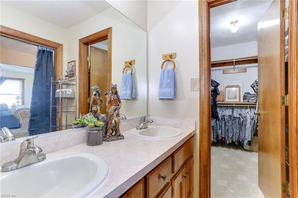 2053 Indian Creek RD