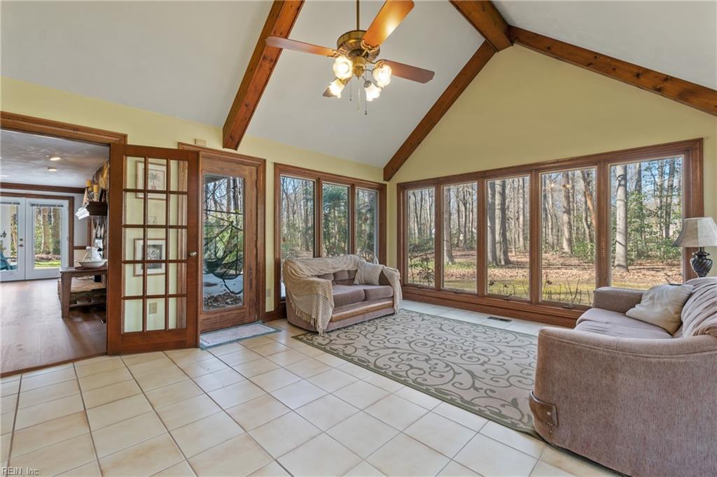 420 Woodards Ford RD