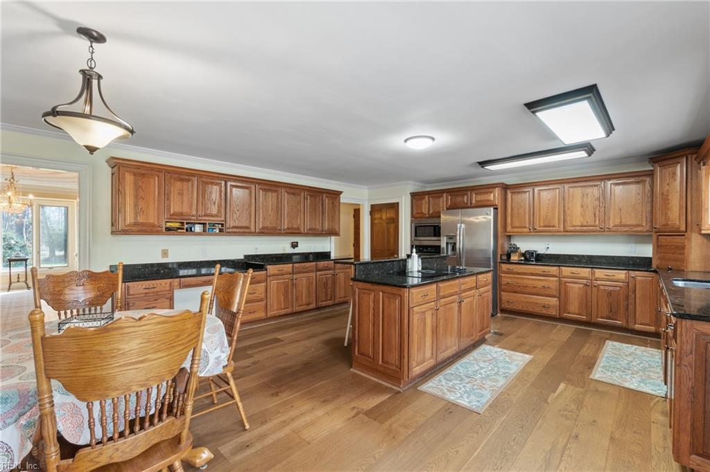 420 Woodards Ford RD