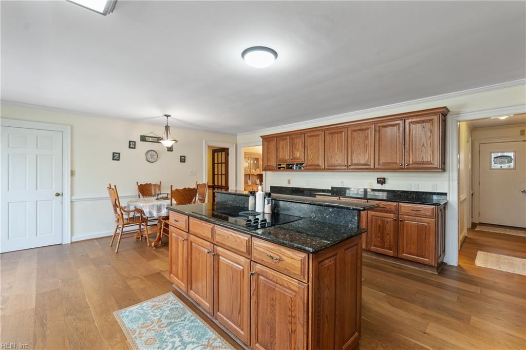 420 Woodards Ford RD