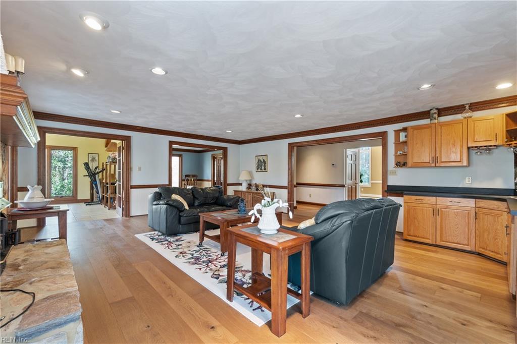 420 Woodards Ford RD