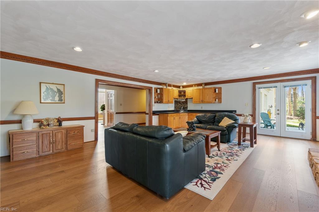 420 Woodards Ford RD