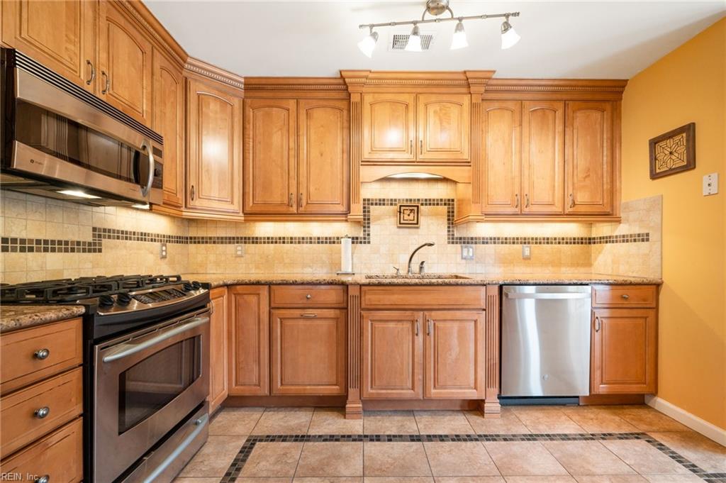 2657 Elson Green AVE