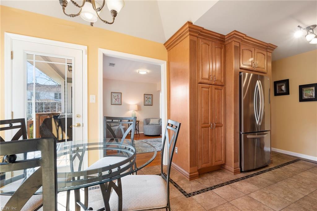 2657 Elson Green AVE