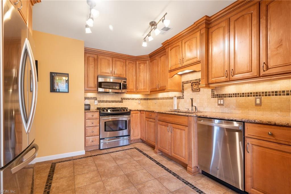 2657 Elson Green AVE