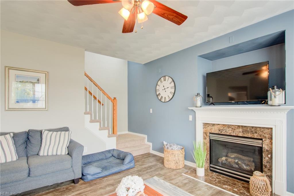 2031 Kinston Waters CT