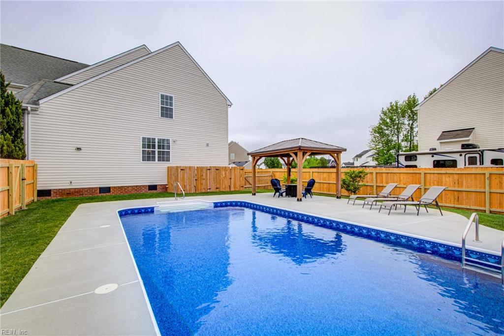 2031 Kinston Waters CT