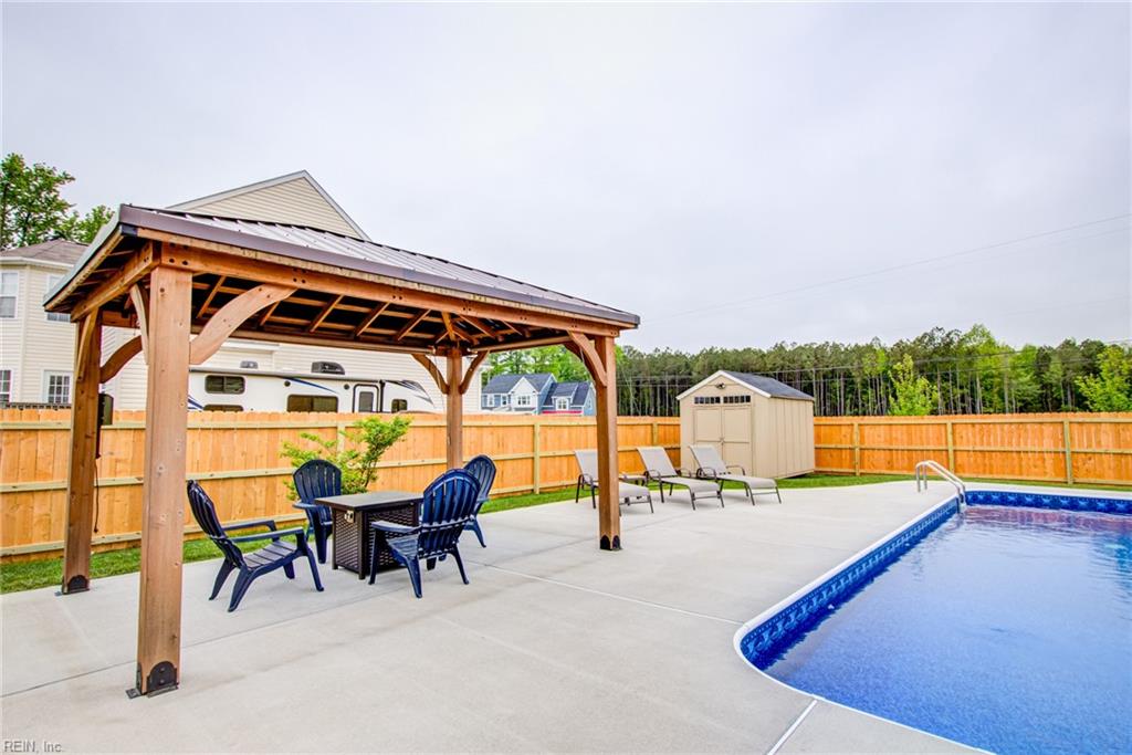 2031 Kinston Waters CT